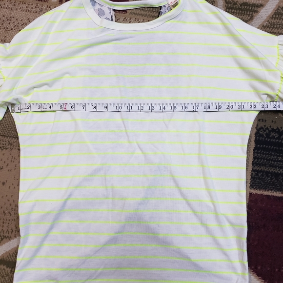 NWOT Mixed Print Blouse - Picture 3 of 9